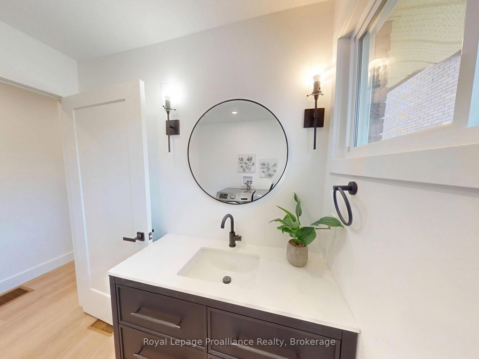 3 Cooke Court • Belleville, ON photo 17