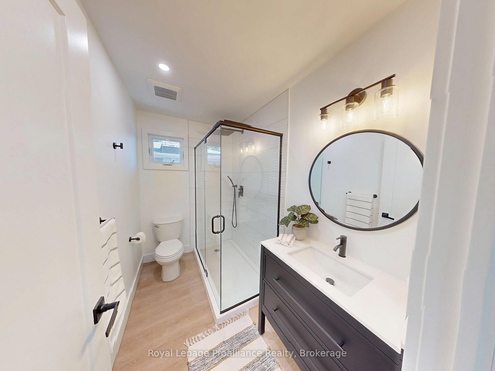 3 Cooke Court • Belleville, ON photo 24