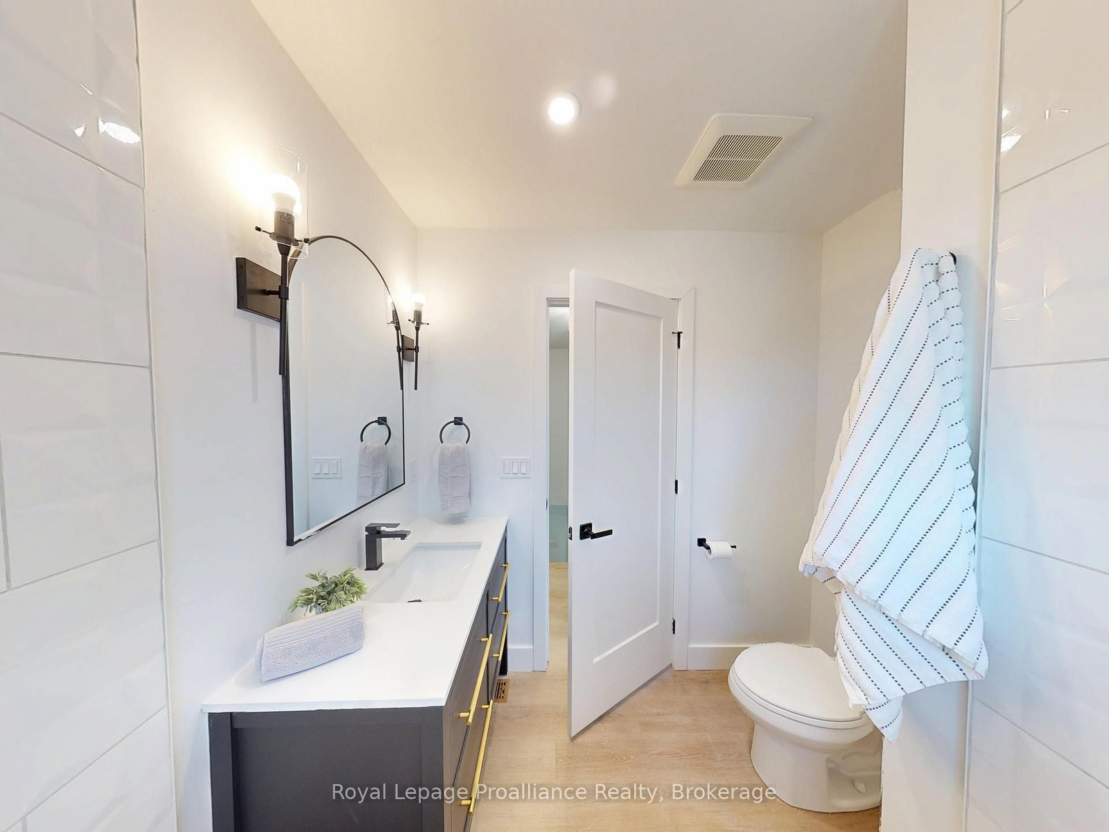 3 Cooke Court • Belleville, ON photo 29