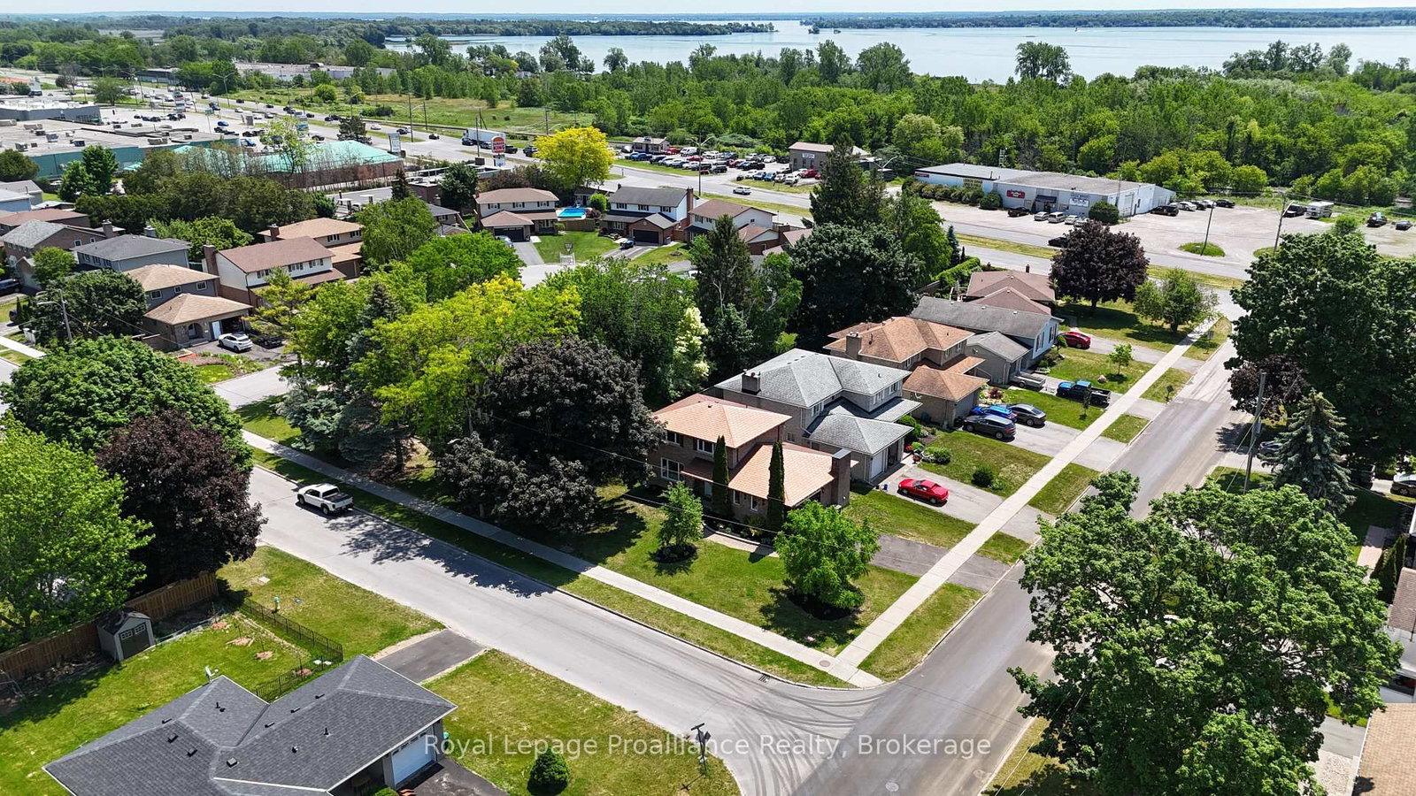 3 Cooke Court • Belleville, ON photo 39