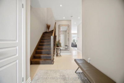 156 Gunby Boulevard, Hamilton, ON, photo 3