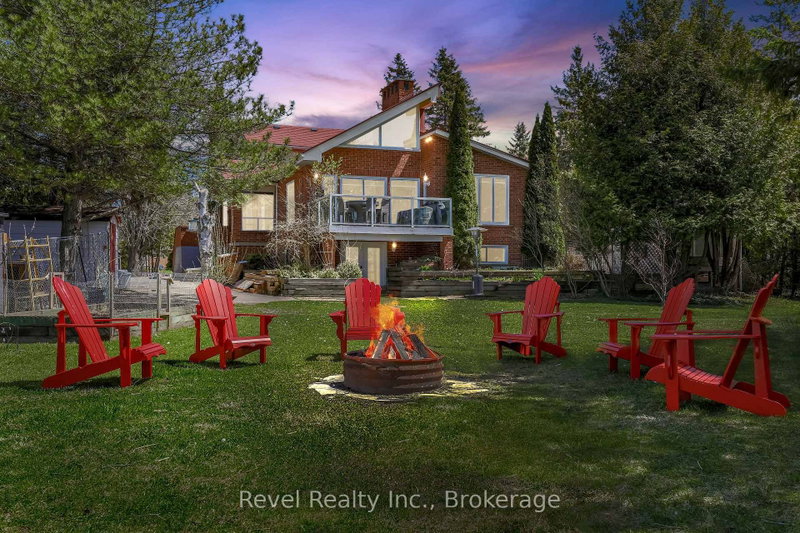 27 Cedar Crescent