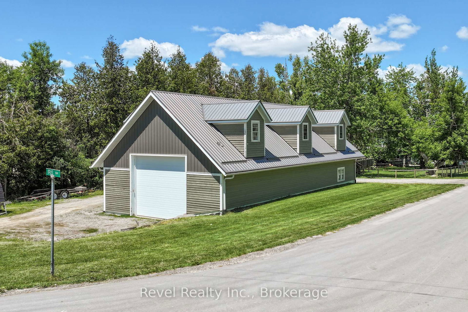 Listing Image 43