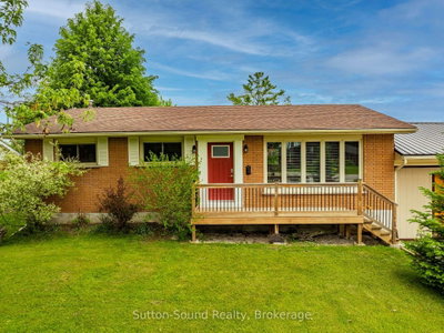 829 30th Street W • Georgian Bluffs, ON photo 3