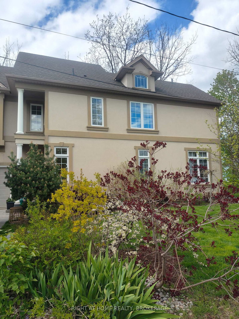 22 Ursula Avenue