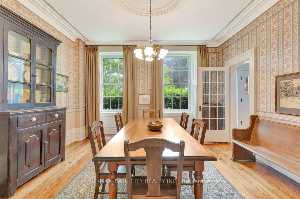 142 GLENMORRIS Street • Cambridge, ON photo 10