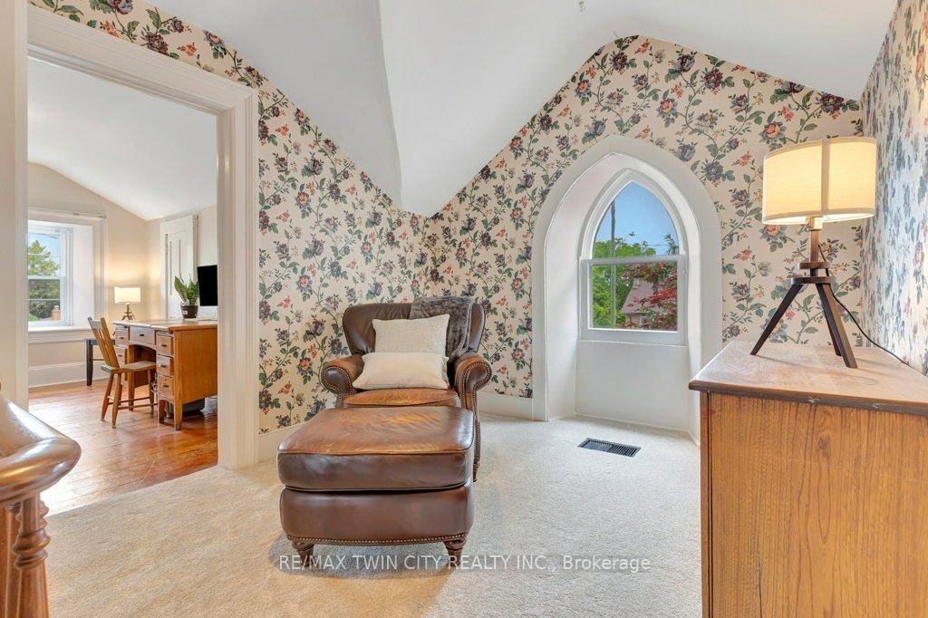 142 GLENMORRIS Street • Cambridge, ON photo 31