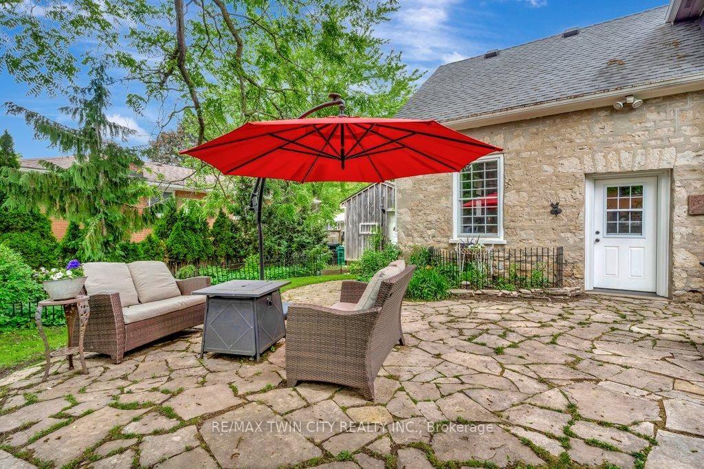 142 GLENMORRIS Street • Cambridge, ON photo 40