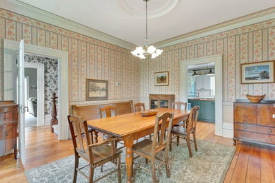 142 GLENMORRIS Street • Cambridge, ON photo 9