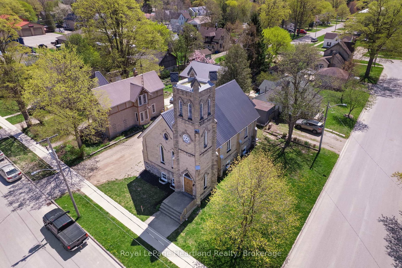 10 JESSIE Street • Huron-Kinloss, ON photo 7
