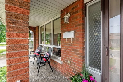 7 Oakland Drive • Hamilton, ON photo 4
