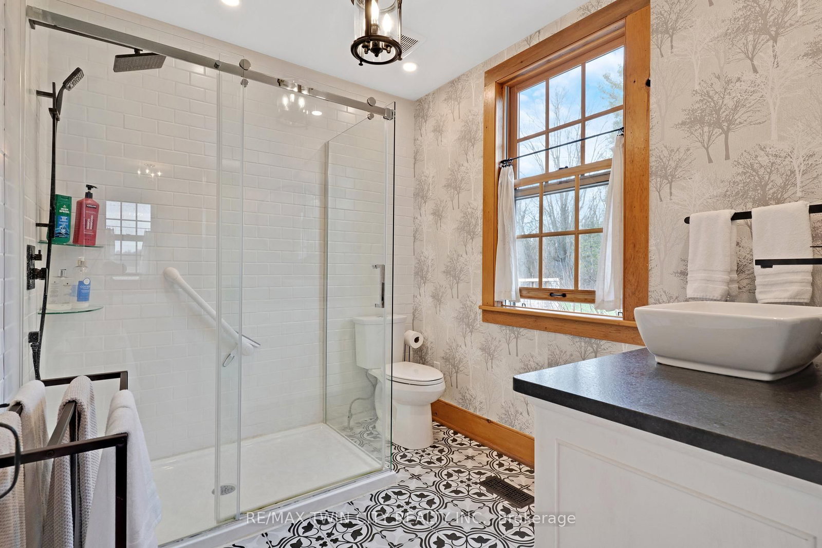 3612 INDIAN Trail • Hamilton, ON photo 32
