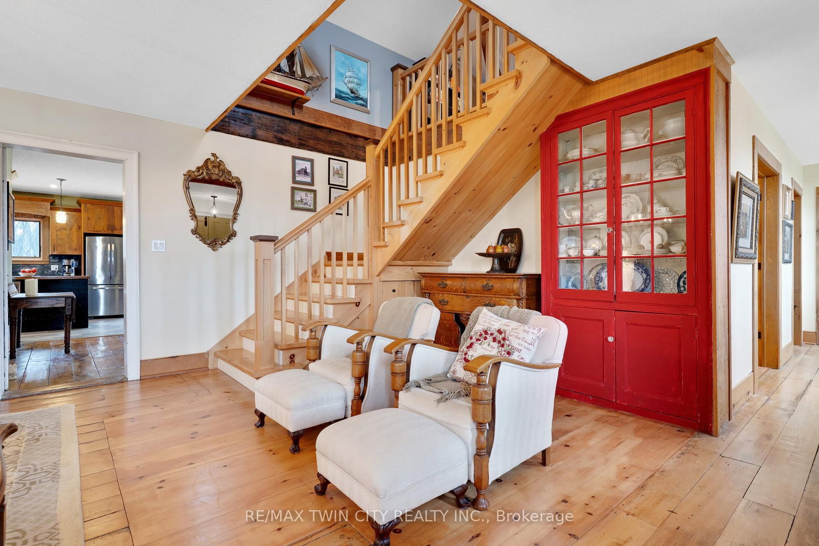 3612 INDIAN Trail • Hamilton, ON photo 9