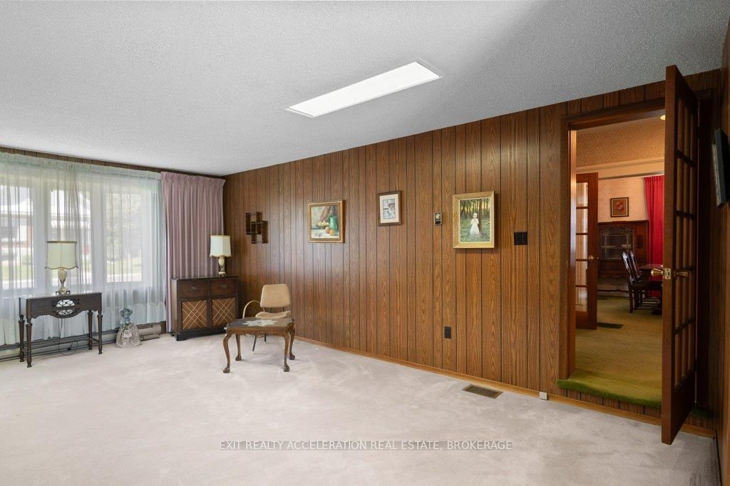 235 East Street • Greater Napanee, ON photo 17