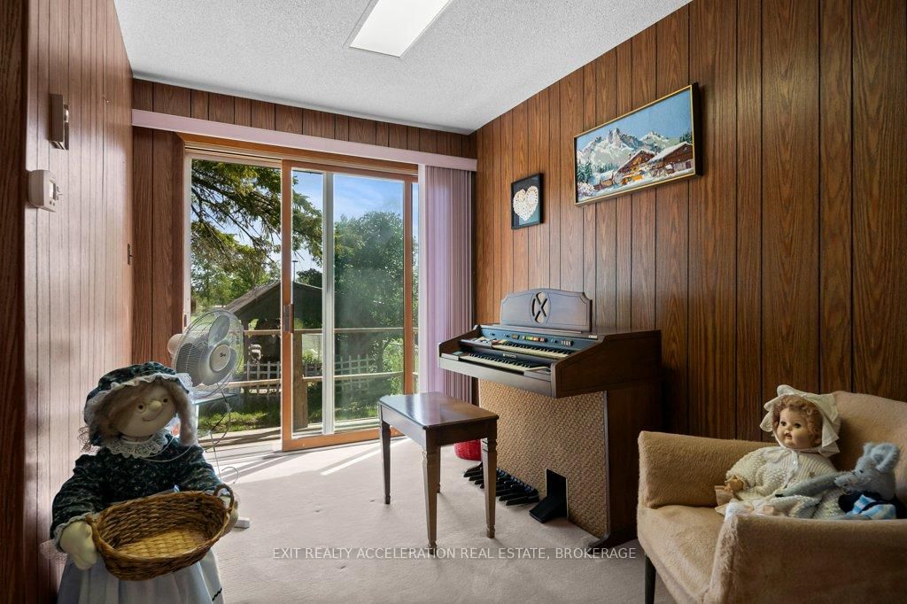 235 East Street • Greater Napanee, ON photo 18