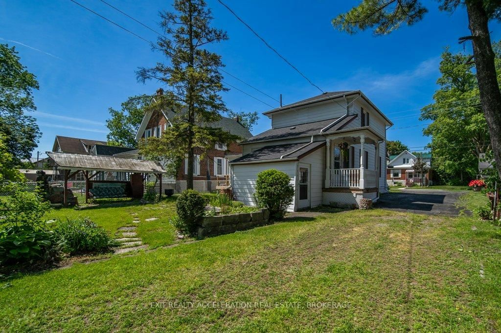 235 East Street • Greater Napanee, ON photo 31