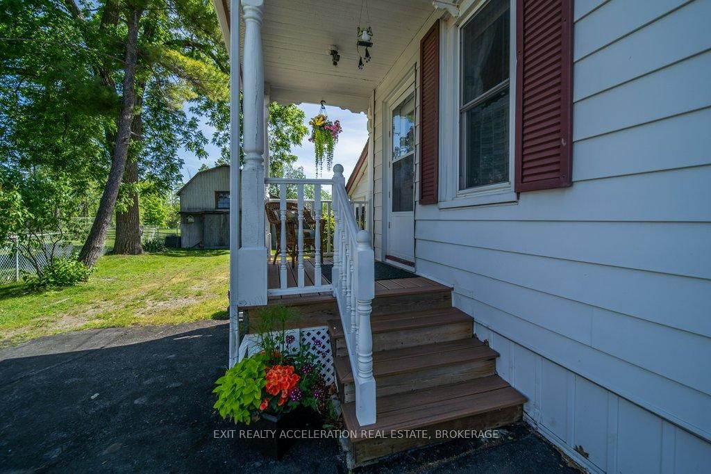 235 East Street • Greater Napanee, ON photo 38