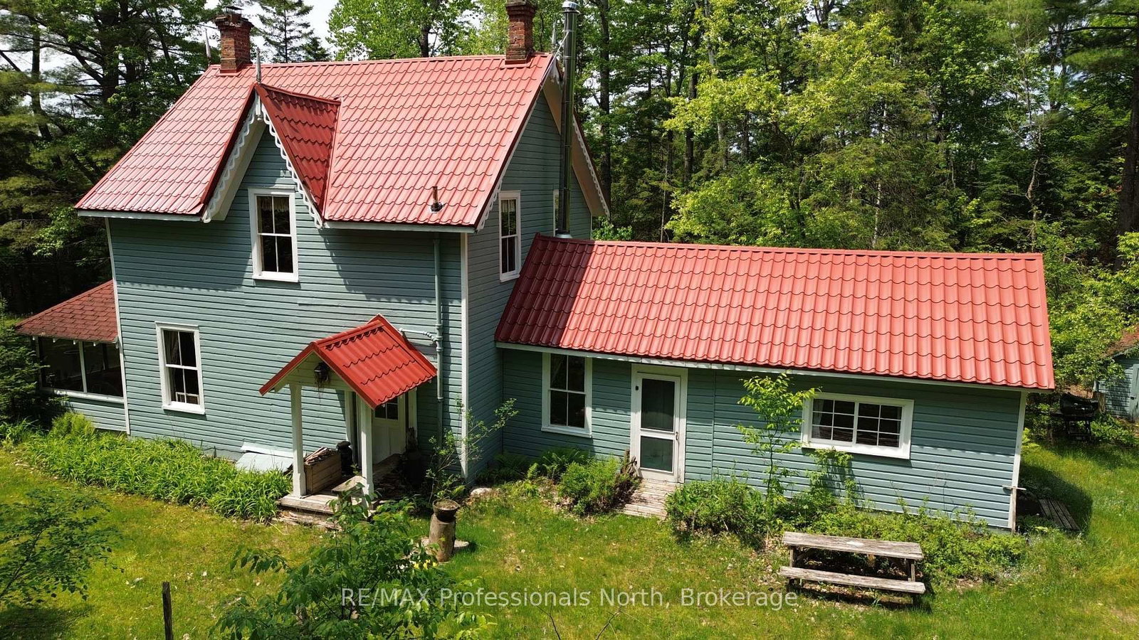 231 Kay Road W • Huntsville, ON photo 3
