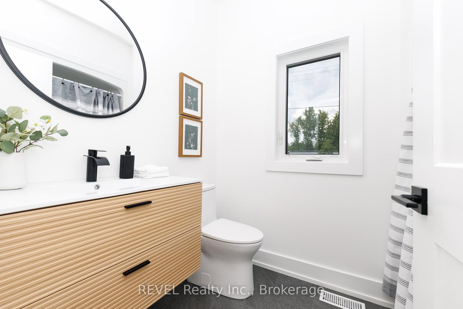 1133 Dipietro Street • Fort Erie, ON photo 17