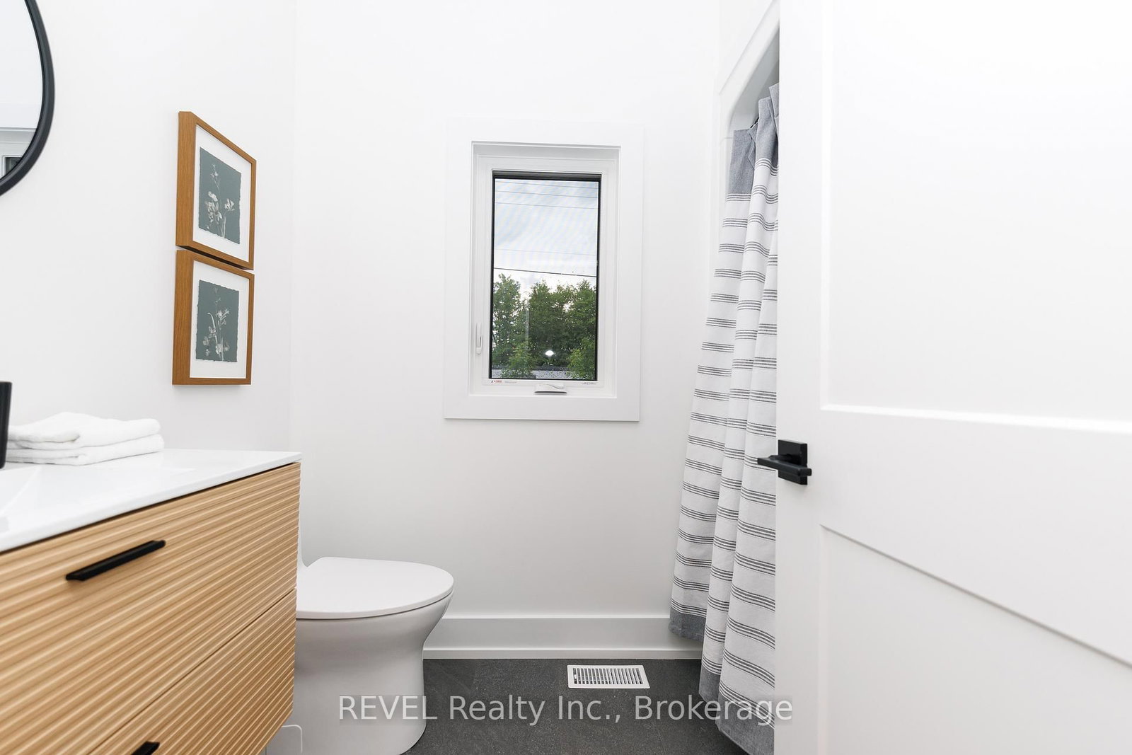 1133 Dipietro Street • Fort Erie, ON photo 18