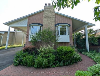 20 Oakridge Avenue