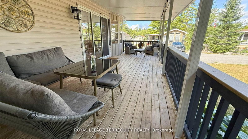 328 Rockview