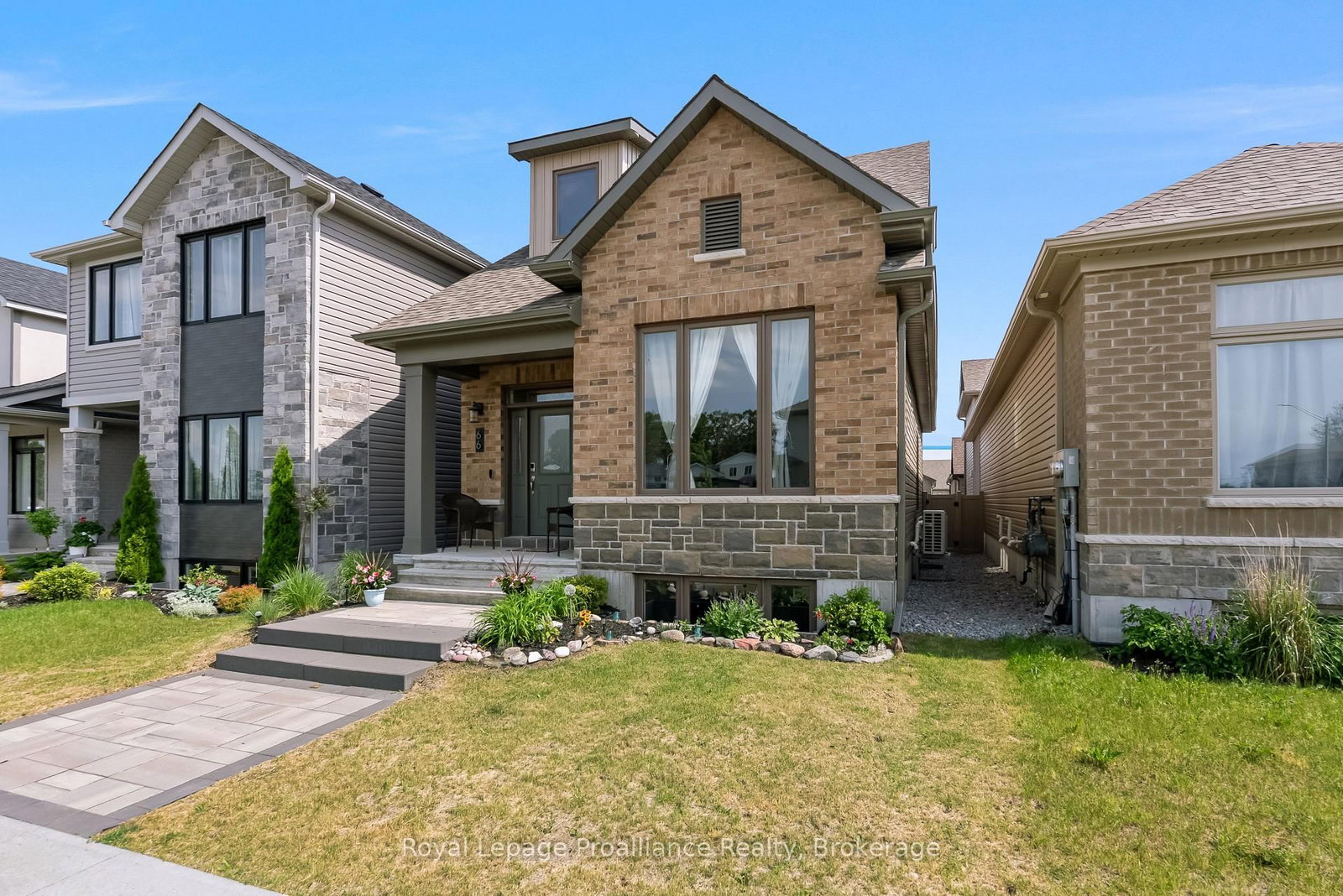 66 Riverstone Way • Belleville, ON photo 3