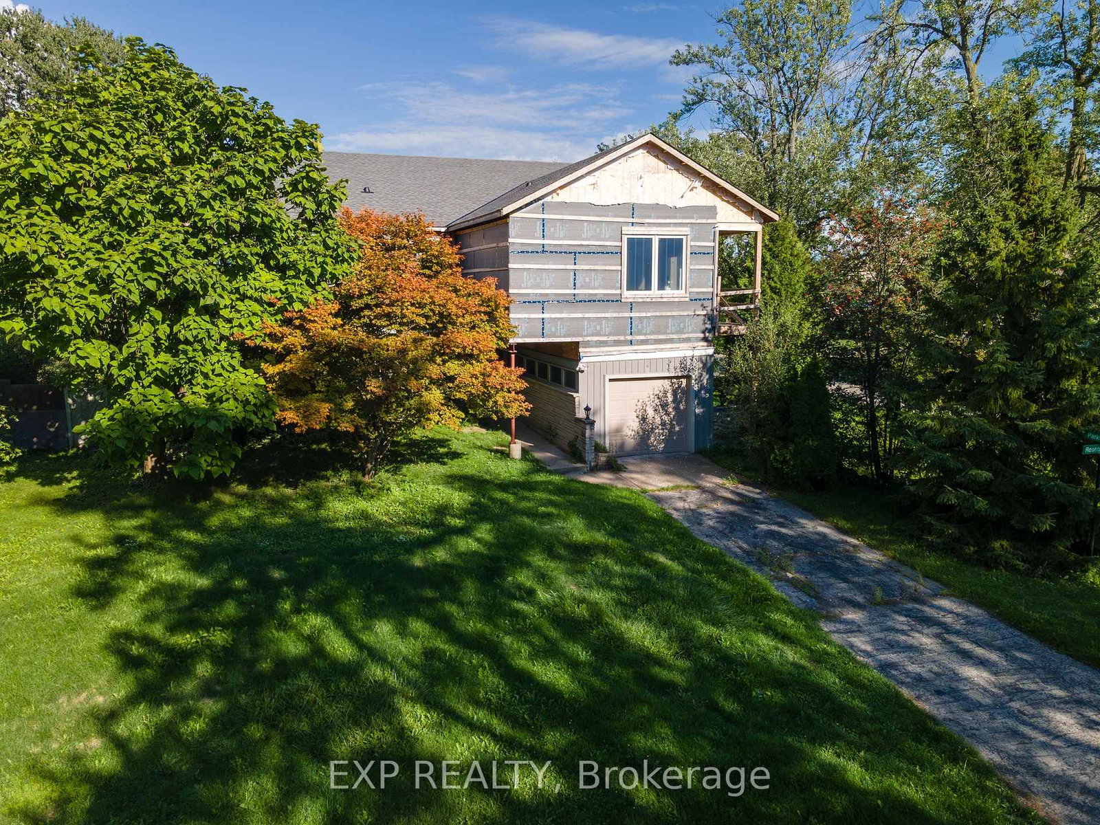 6 Rosemount Drive • Welland, ON photo 1