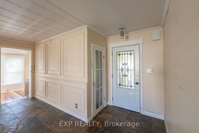 6 Rosemount Drive • Welland, ON photo 7