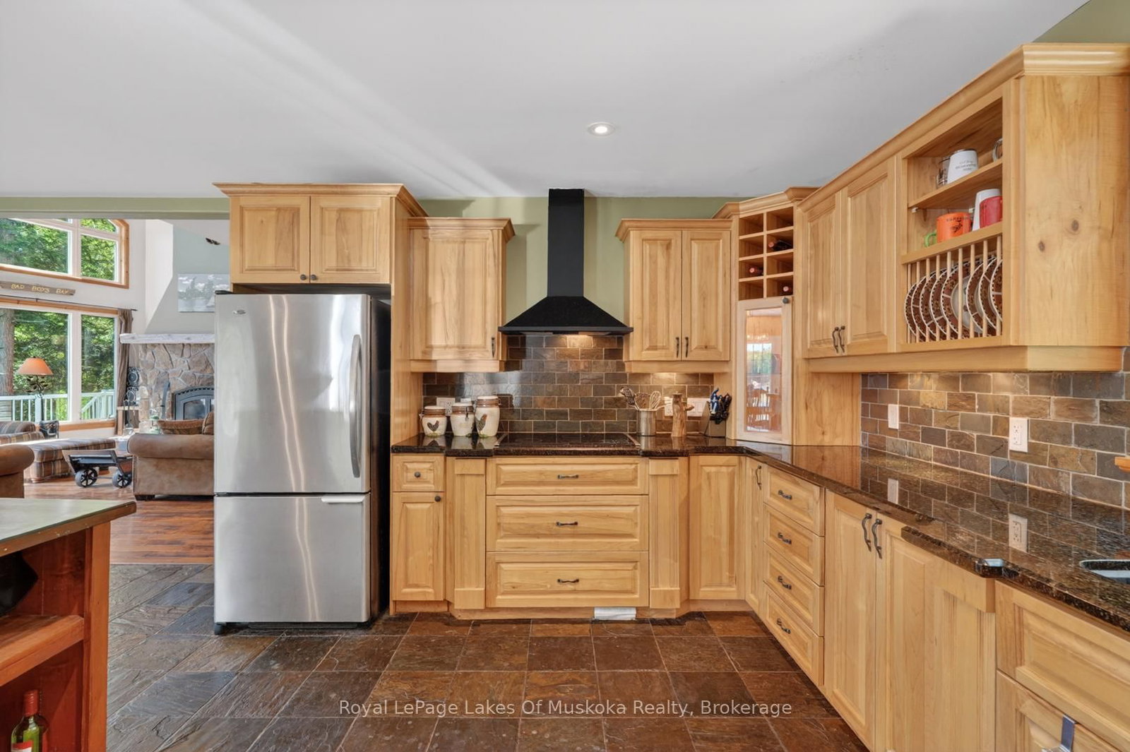 206 MacBeth Island • Bracebridge, ON photo 11