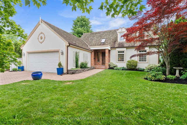 27 Oak Drive