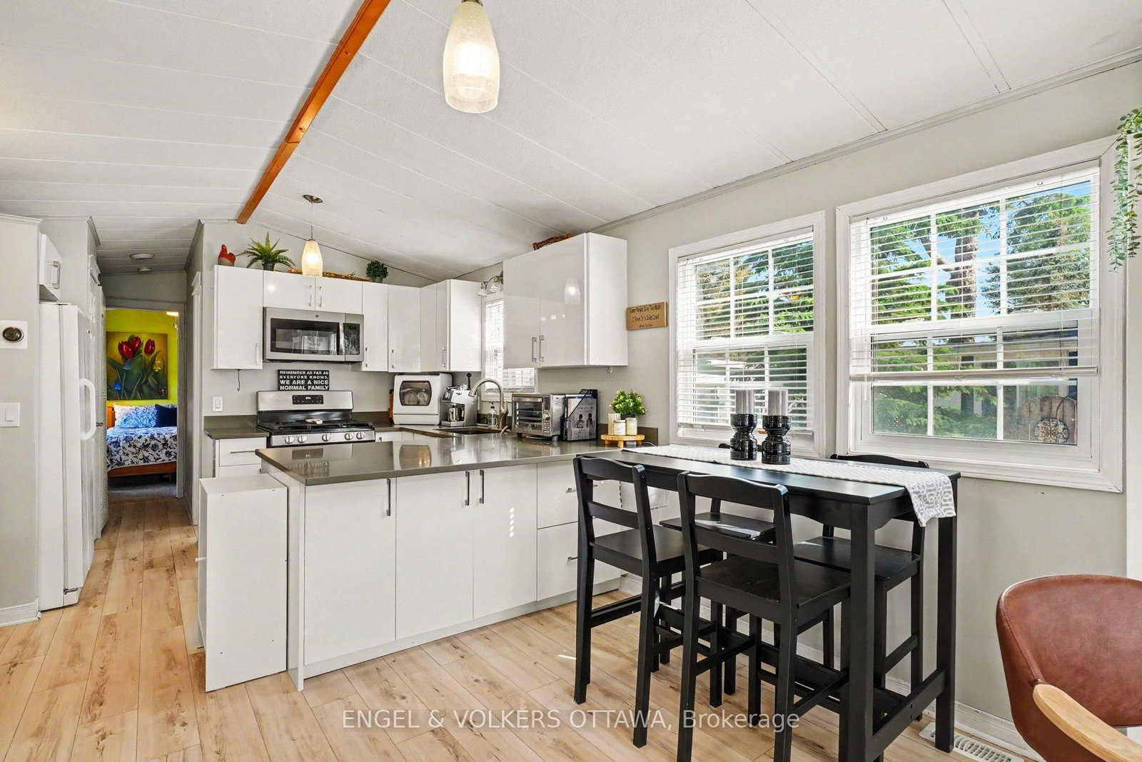 2 Kelly Sand Way • Ashton, ON photo 10