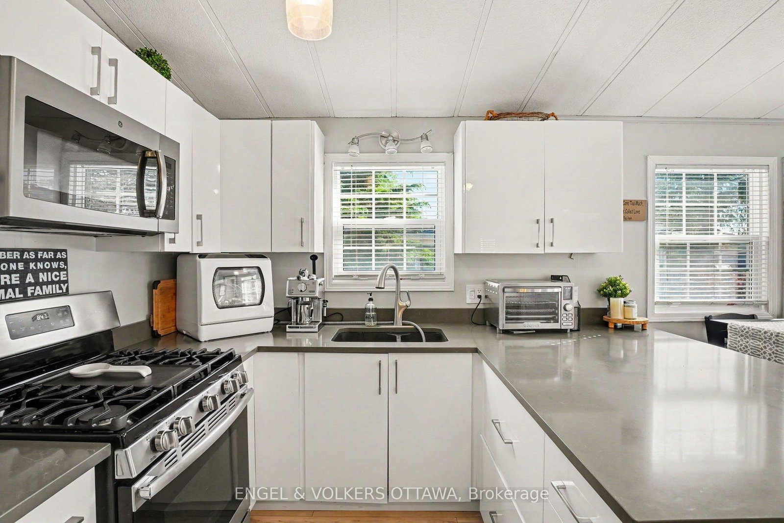 2 Kelly Sand Way • Ashton, ON photo 13