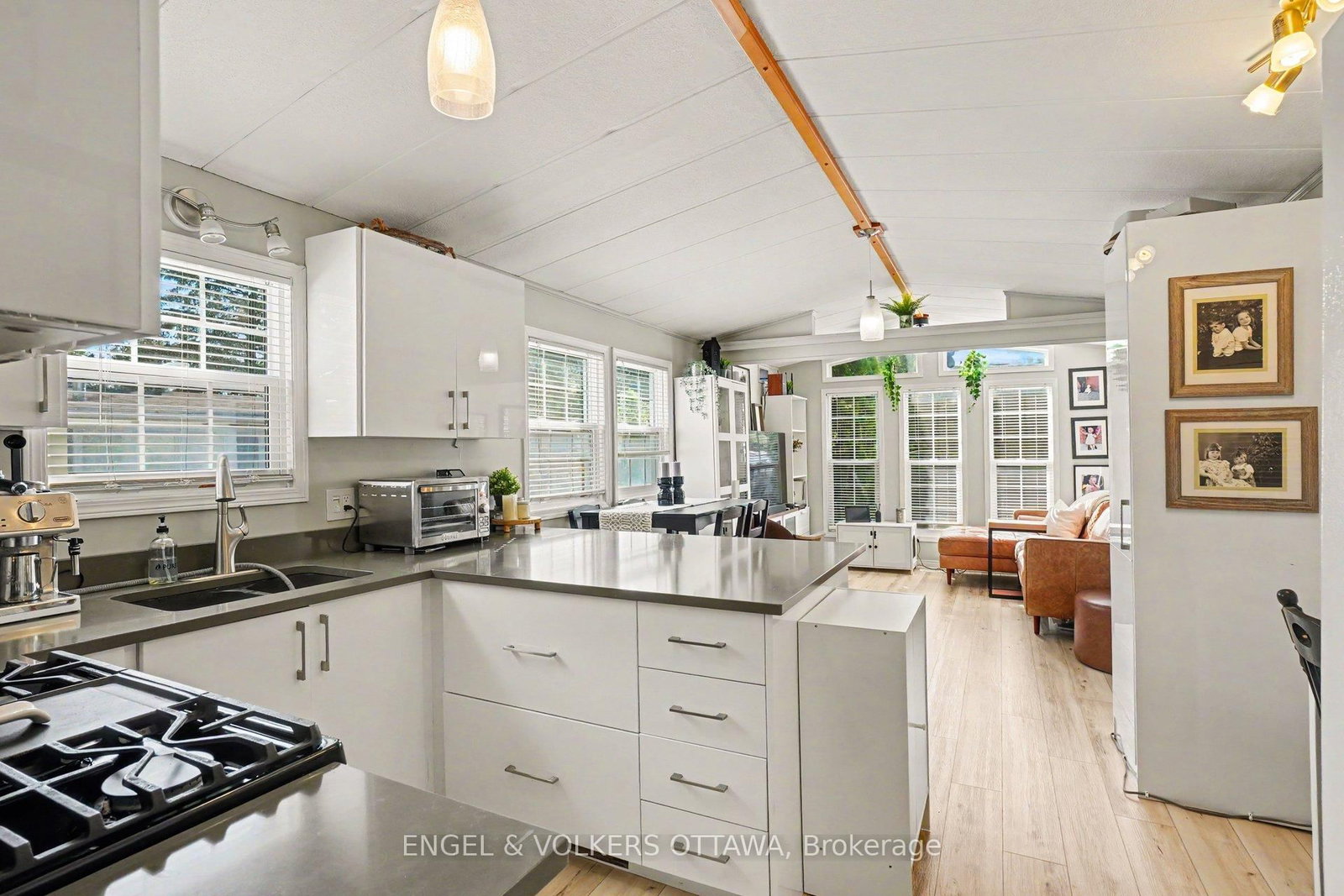2 Kelly Sand Way • Ashton, ON photo 16