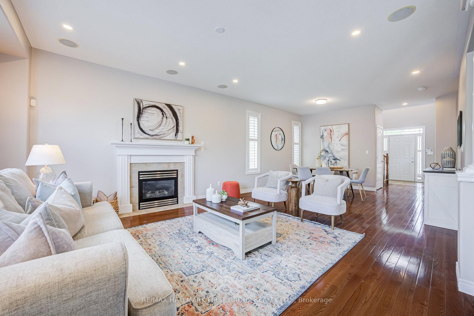 Listing Image 7