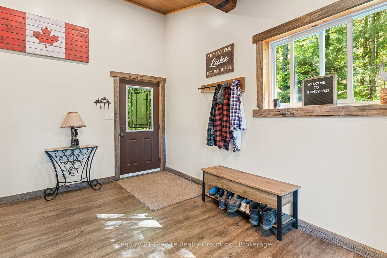 1075 Wampum Road • Dysart et al, ON photo 4