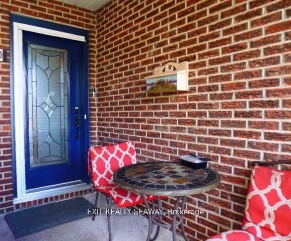 400 Lynwood Drive