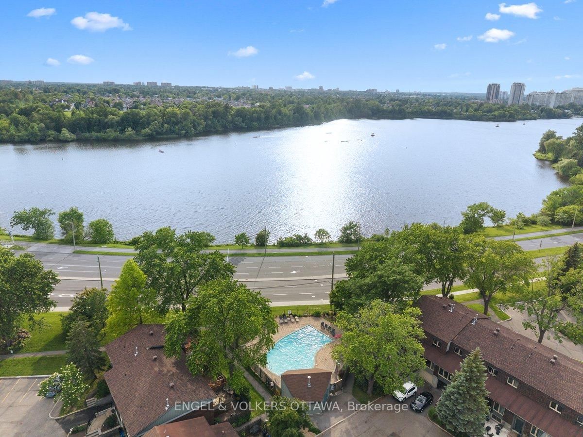 34 Viewpointe Private • Ottawa, ON photo 26
