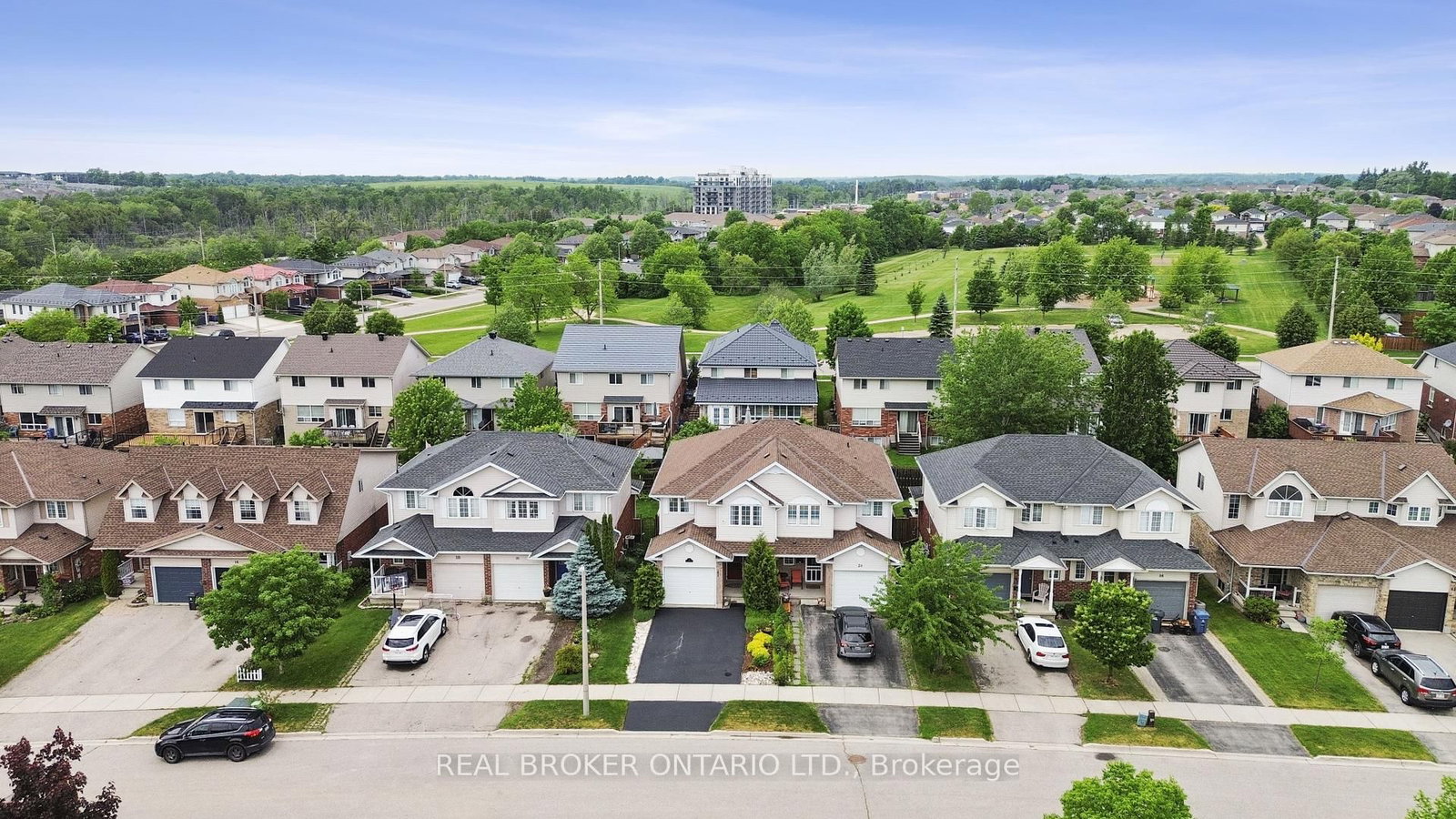 22 Sandcreek Lane • Guelph, ON photo 42