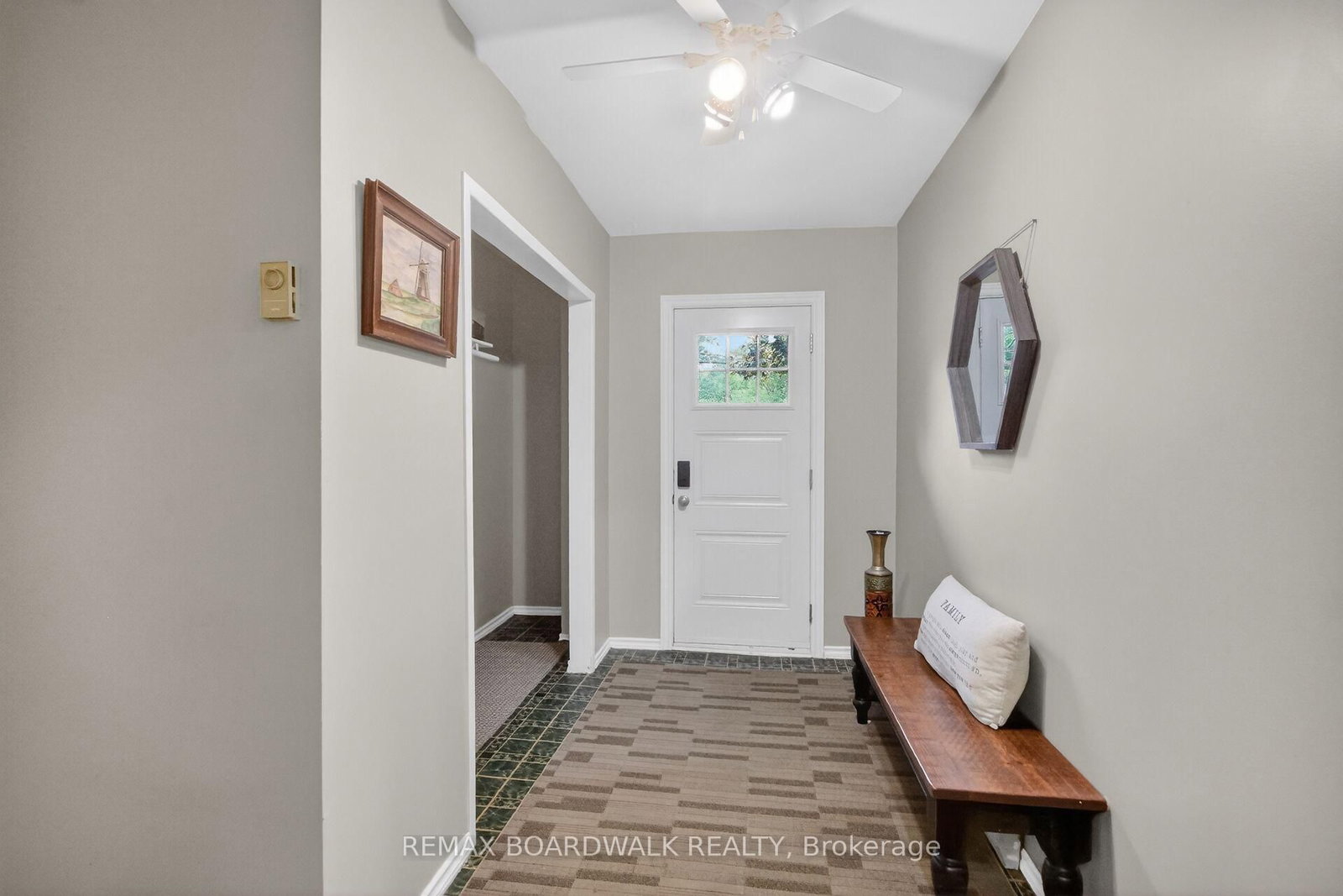 6963 Marco Street • Ottawa, ON photo 10