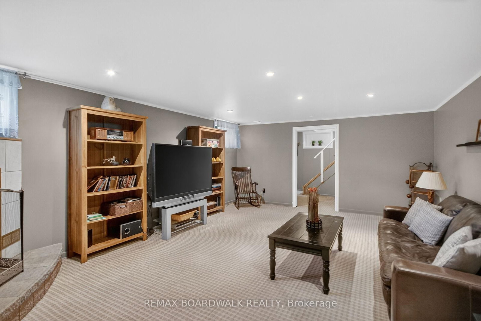 6963 Marco Street • Ottawa, ON photo 38