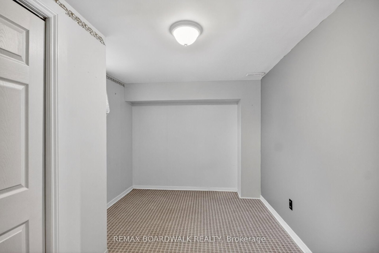 6963 Marco Street • Ottawa, ON photo 42