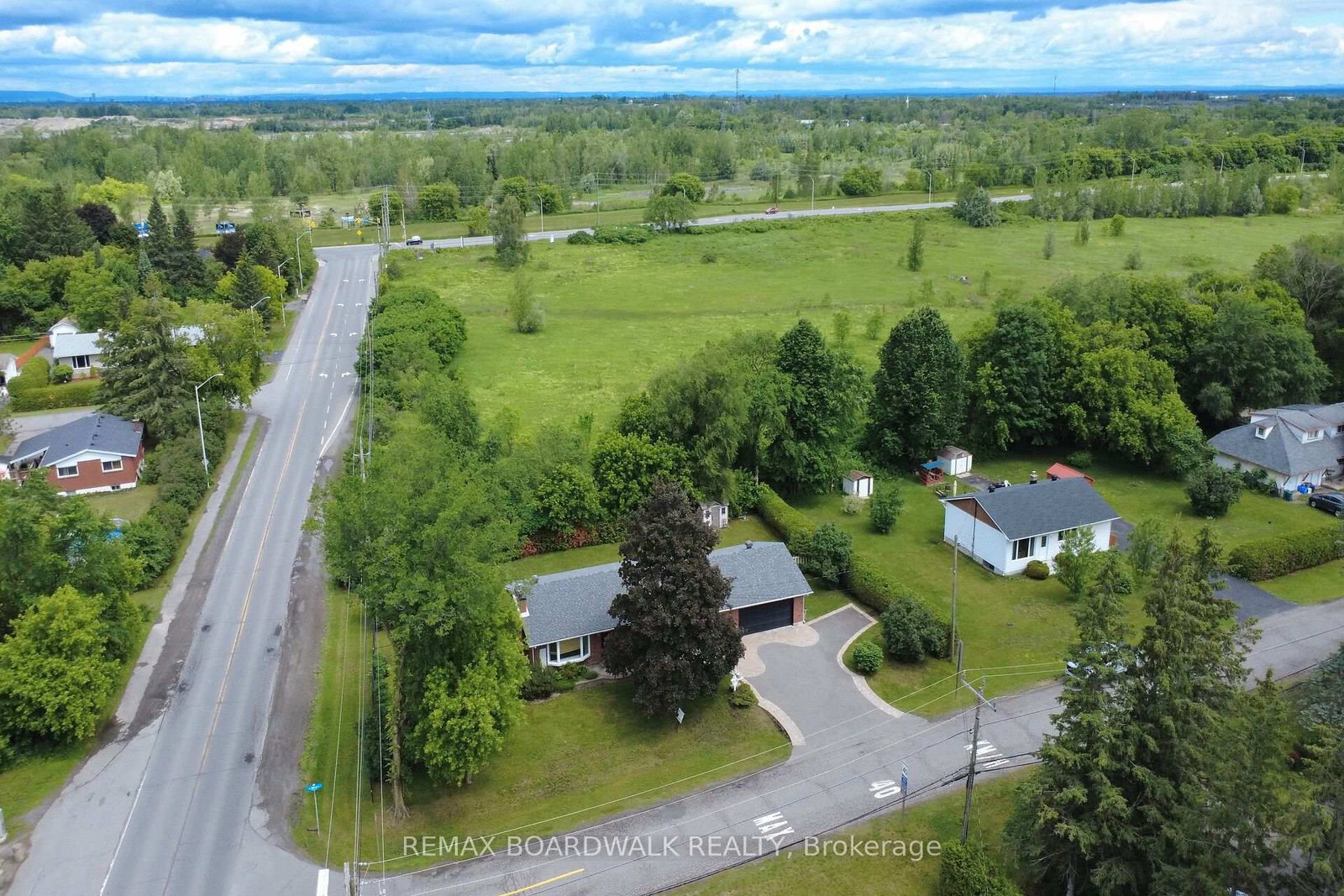 6963 Marco Street • Ottawa, ON photo 46
