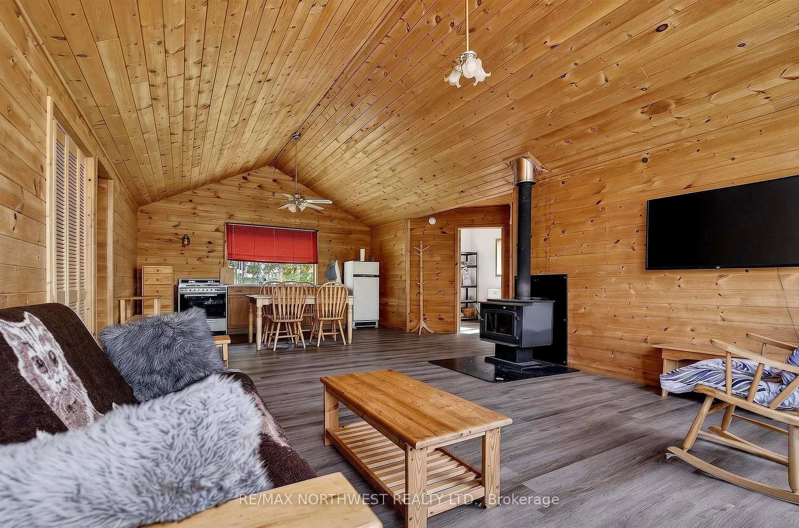 2747 Moore Bay • Sioux Narrows-Nestor Falls, ON photo 5