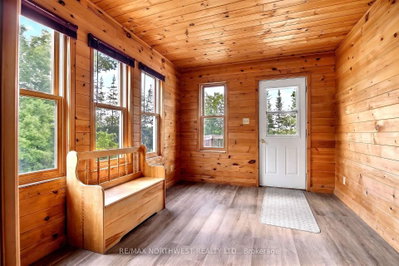 2747 Moore Bay • Sioux Narrows-Nestor Falls, ON photo 8