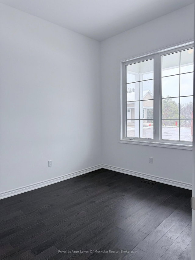 16 Turnberry Court