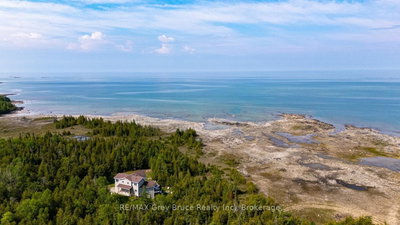 37 Paradise Drive • Northern Bruce Peninsula, ON photo 2