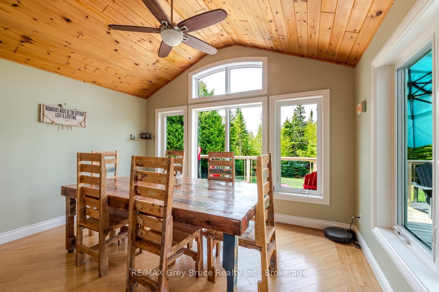 37 Paradise Drive • Northern Bruce Peninsula, ON photo 21