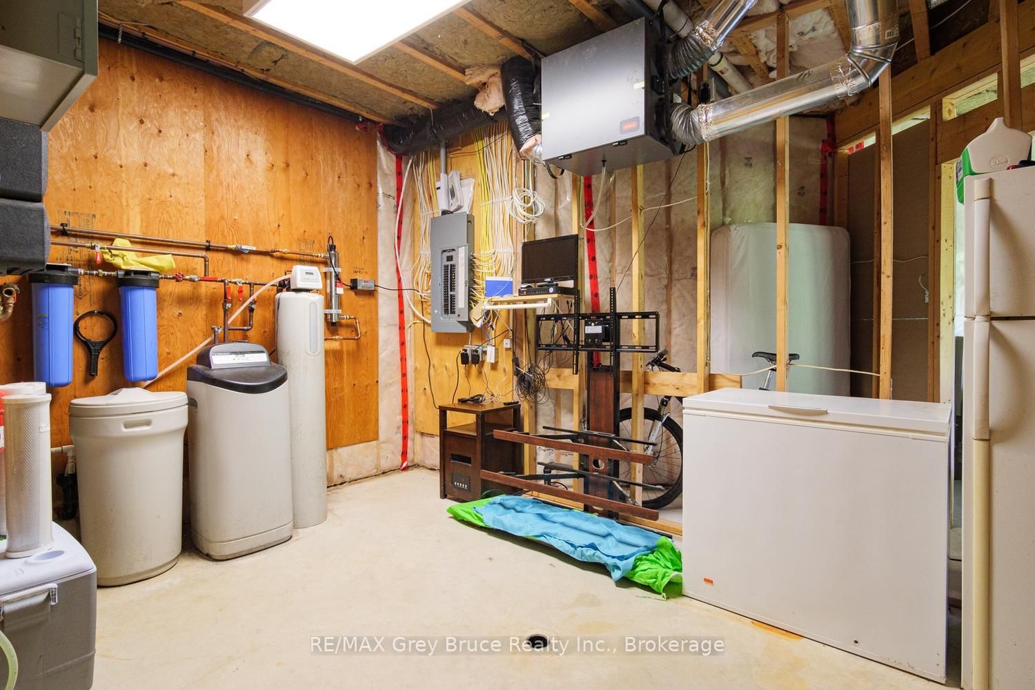37 Paradise Drive • Northern Bruce Peninsula, ON photo 34
