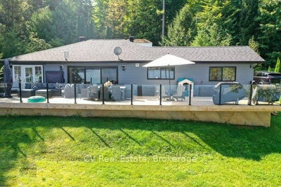 1018 Georgina Way